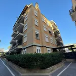 Bright And Residential Roman Apt With Terrace