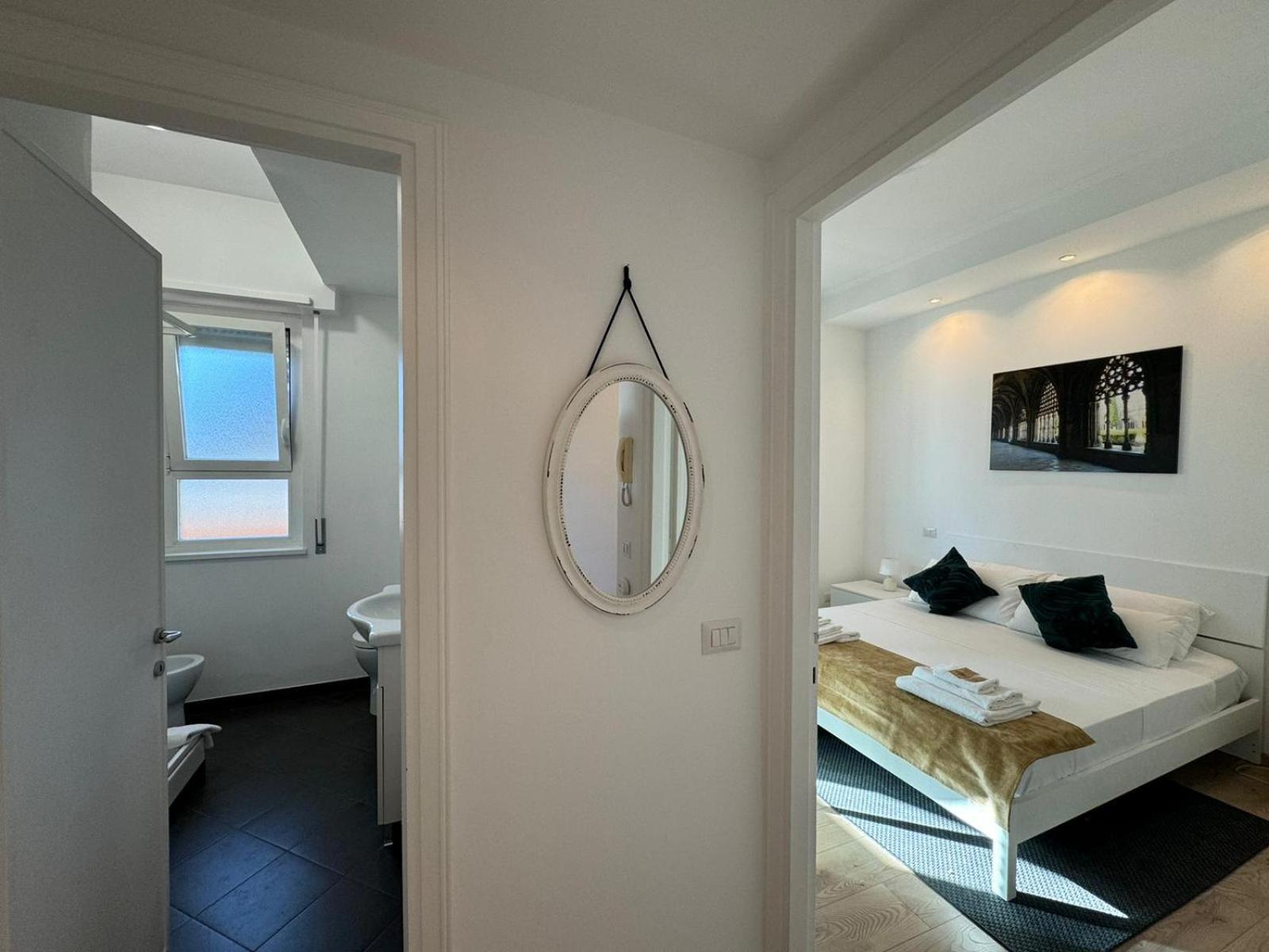 Bright And Residential With Terrace * Rom