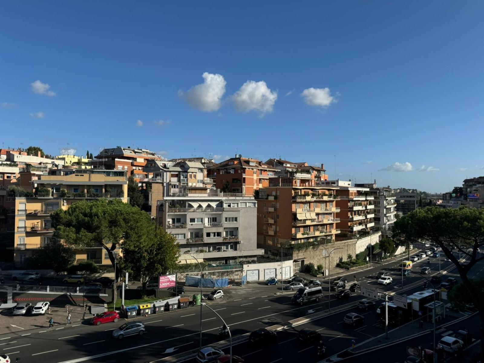 Bright And Residential With Terrace Apartment Rom